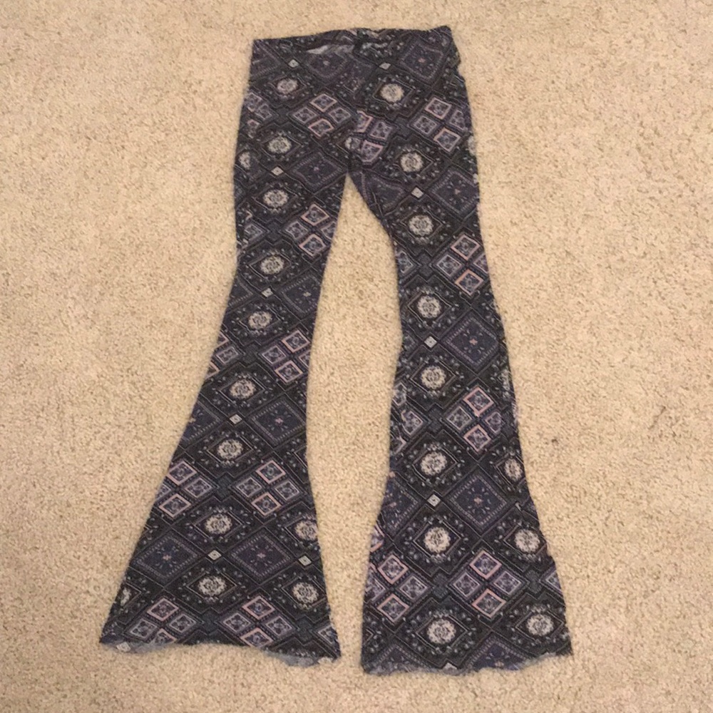 FULL TILT BELL BOTTOM LEGGINGS